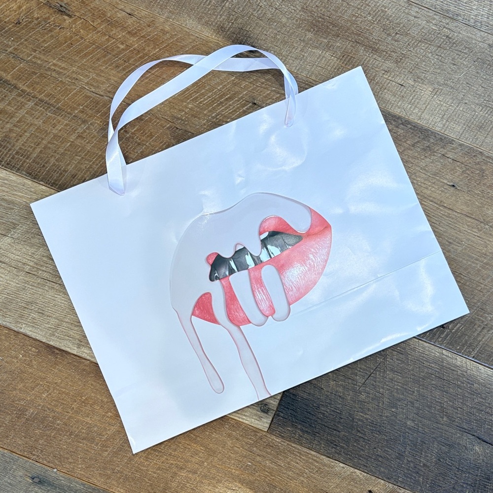 Kylie Cosmetics paper bag
